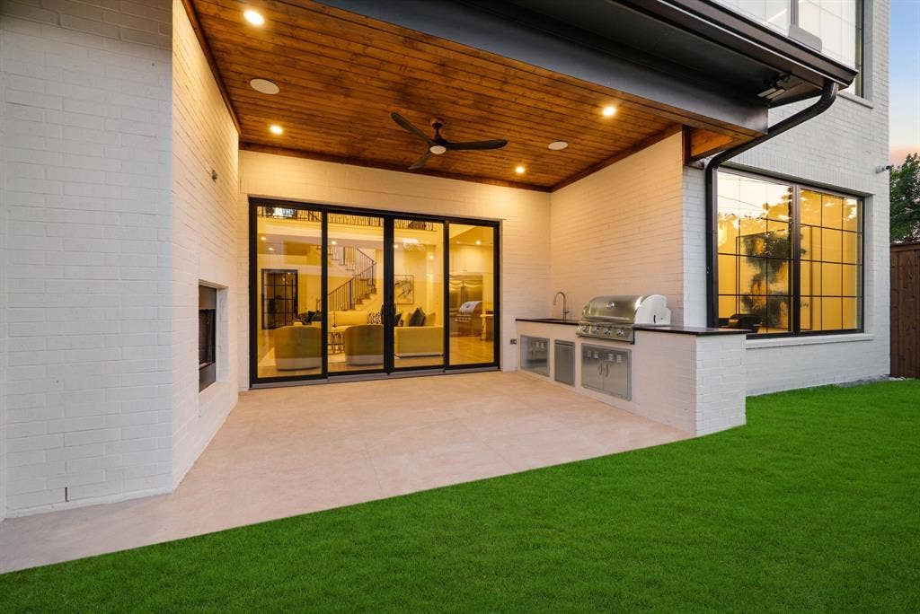 3723 Manana Drive, Dallas, TX 75220 3723 Manana Drive, Dallas, TX 75220