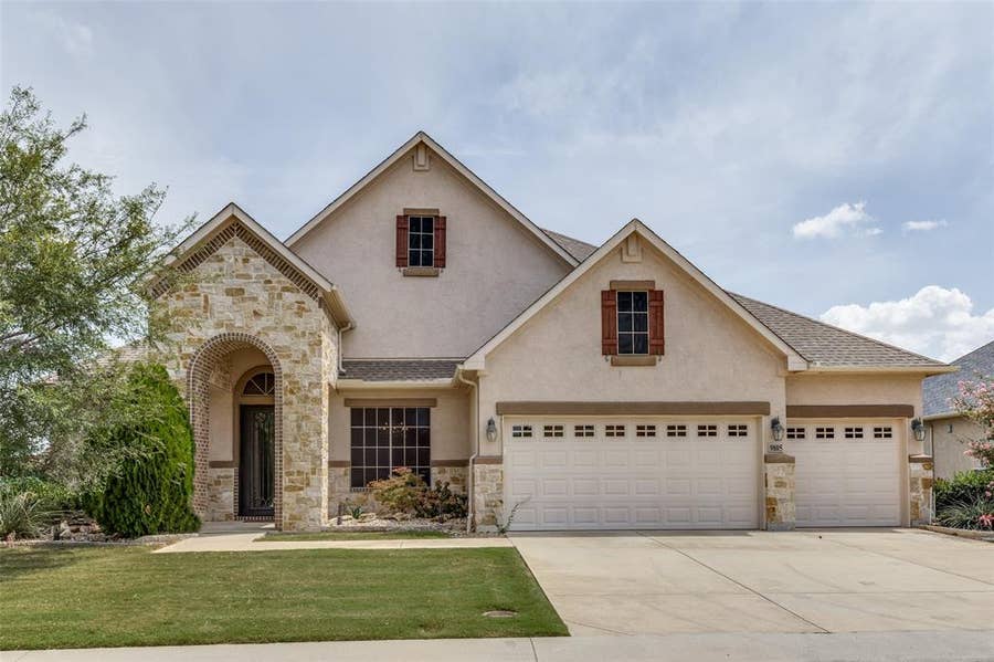 Property photo for 9805 Ironwood Drive, Denton, TX
