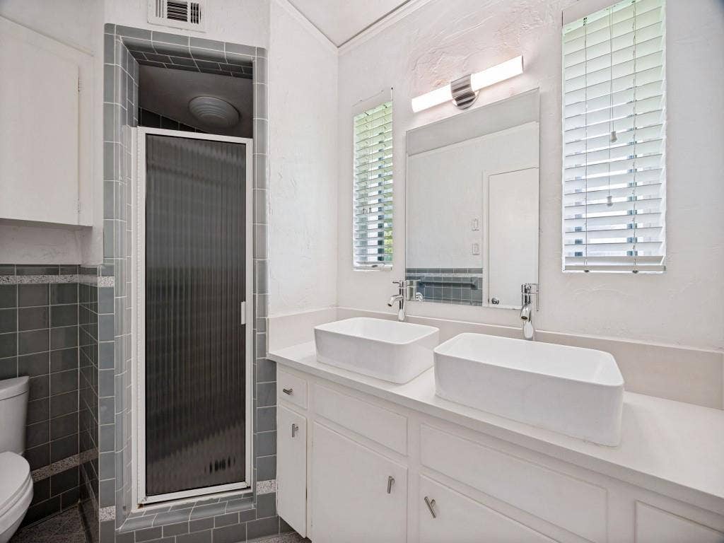 5938 Willow Lane, Dallas, TX 75230 5938 Willow Lane, Dallas, TX 75230