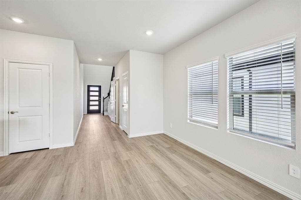 3066 O Pines Drive, Farmersville, TX 75442 Photo is not of the actual home, but is an inspirational photo of builder’s model home and may depict options, furnishings, and/or decorator features that are not included.
