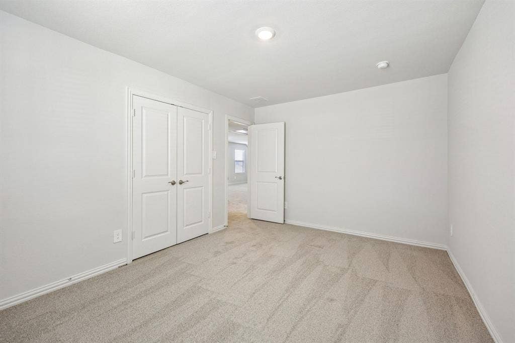 3066 O Pines Drive, Farmersville, TX 75442 Photo is not of the actual home, but is an inspirational photo of builder’s model home and may depict options, furnishings, and/or decorator features that are not included.