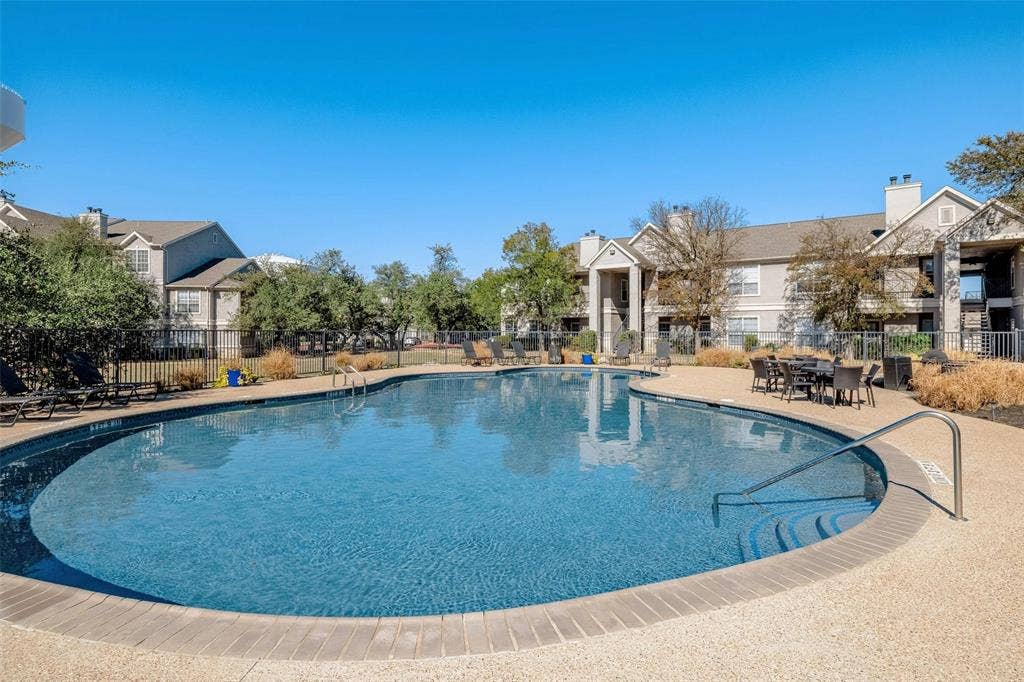 11908 Anderson Mill Road, #0325, Austin, TX 78726 Move In Now and Receive the rest of June free + 1 month free! Earn Cash Back Just for Paying Rent On Time! Ask us how!
