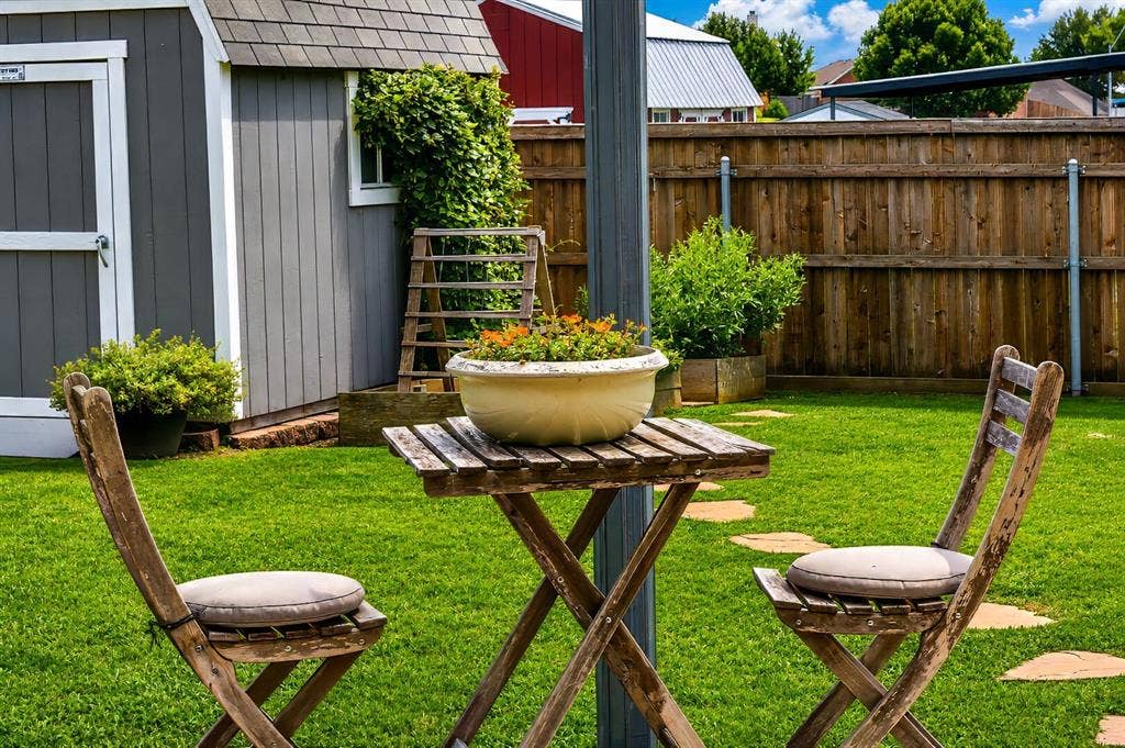 5304 Fox Run Drive, Watauga, TX 76137 This is the perfect spot to enjoy your morning coffee.