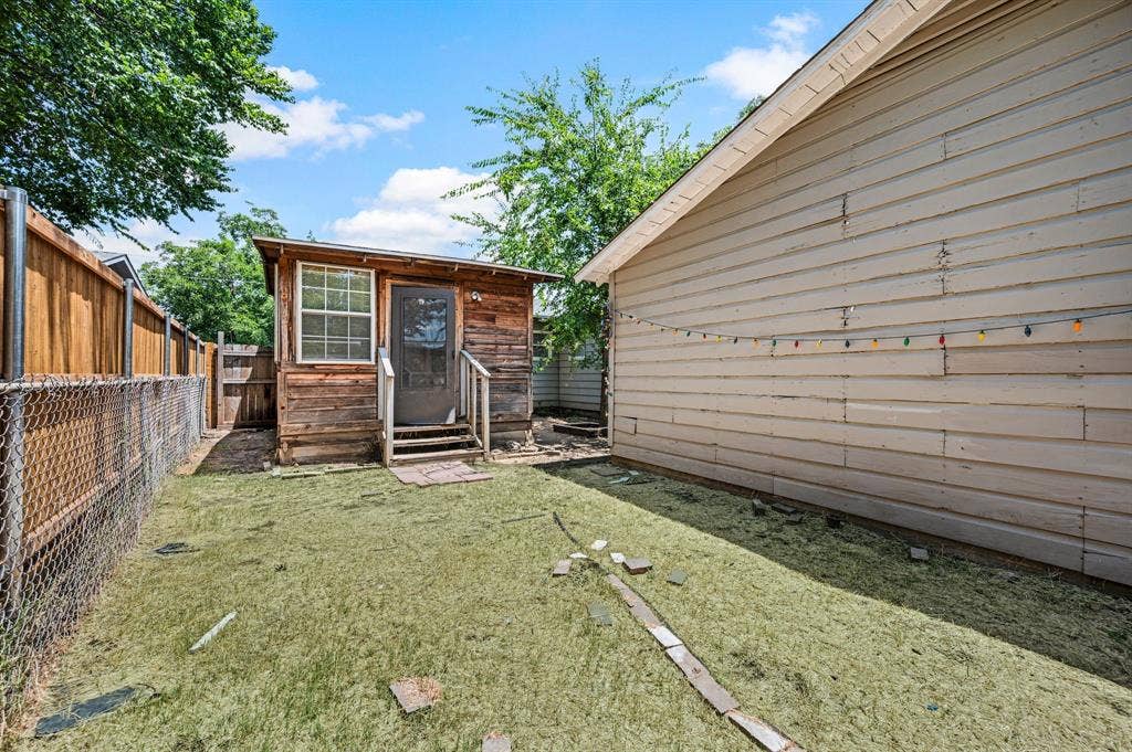 3501 Eastridge Drive, Haltom City, TX 76117 3501 Eastridge Drive, Haltom City, TX 76117