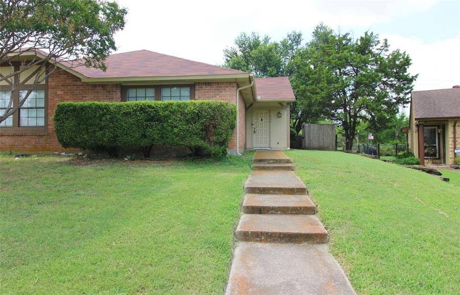 Property photo for 405 Pogue Street, Cedar Hill, TX