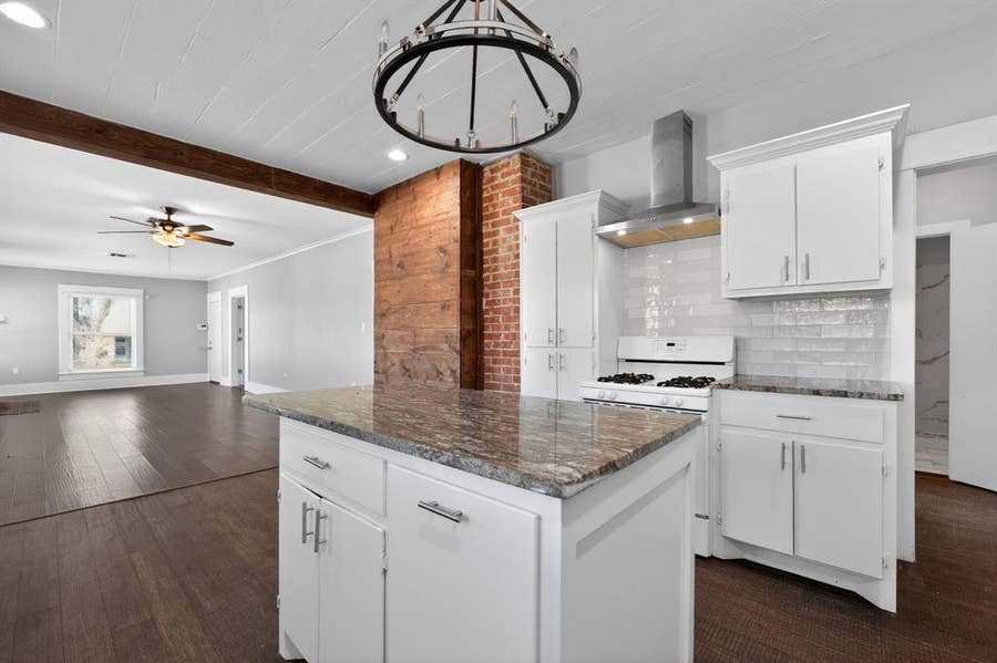 Property photo for 528 N 31st Street, Waco, TX
