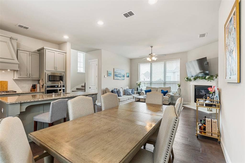 3614 Adriana Avenue, Irving, TX 75038 3614 Adriana Avenue, Irving, TX 75038