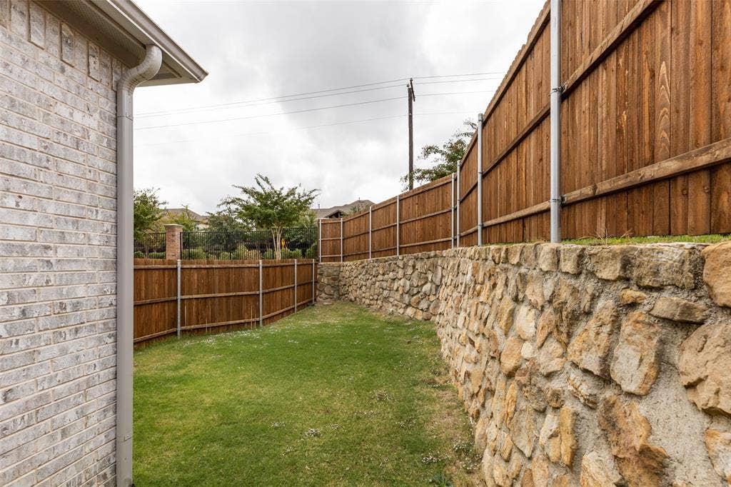 3614 Adriana Avenue, Irving, TX 75038 3614 Adriana Avenue, Irving, TX 75038