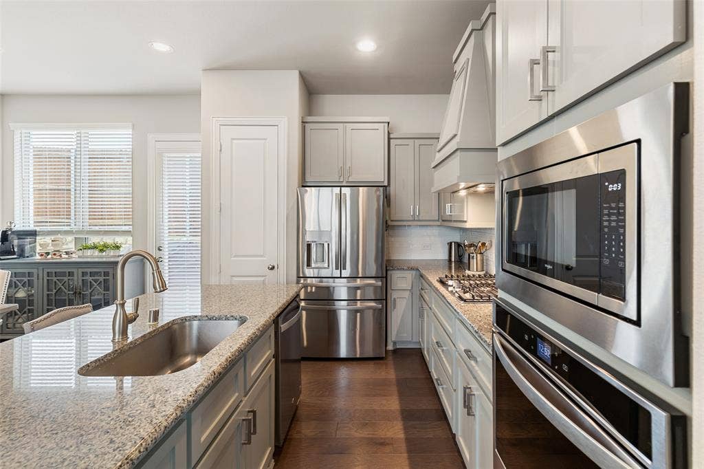 3614 Adriana Avenue, Irving, TX 75038 3614 Adriana Avenue, Irving, TX 75038