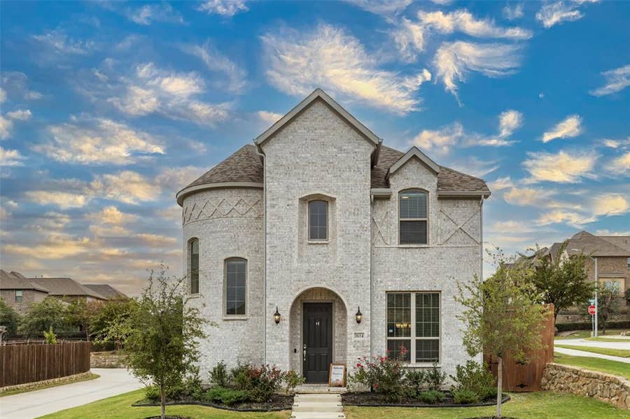 Property photo for 3614 Adriana Avenue, Irving, TX