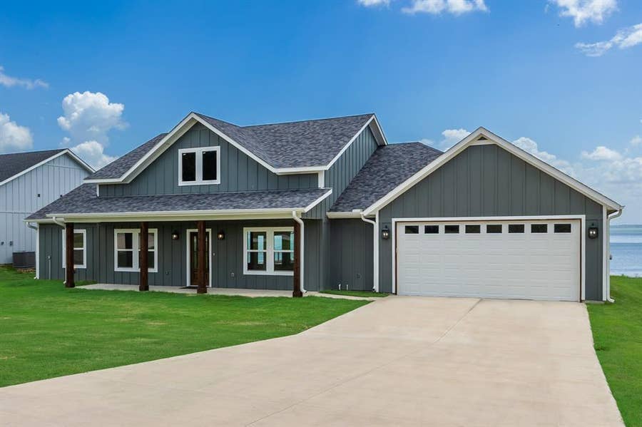 Property photo for 253 Caro Drive, West Tawakoni, TX