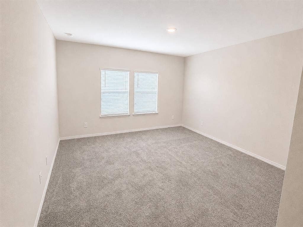 881 Newport Drive, Ferris, TX 75125 881 Newport Drive, Ferris, TX 75125