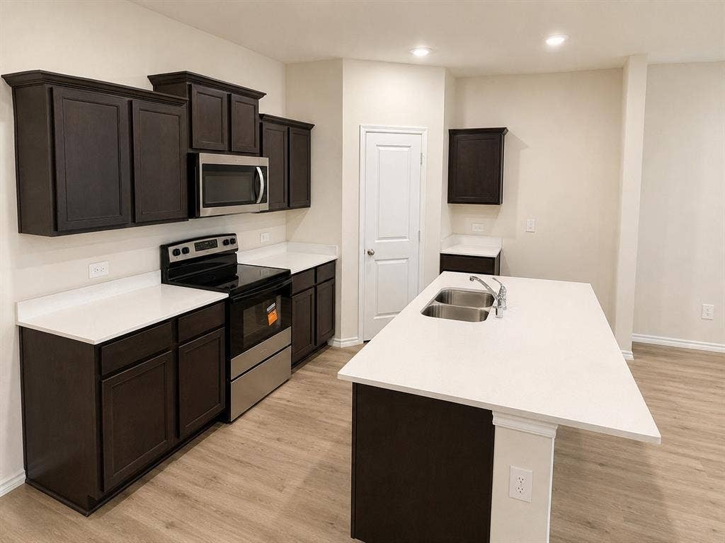881 Newport Drive, Ferris, TX 75125 881 Newport Drive, Ferris, TX 75125
