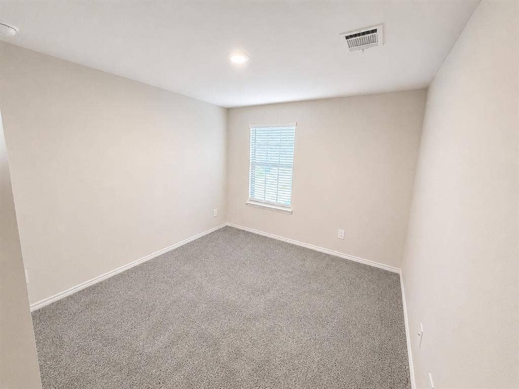 881 Newport Drive, Ferris, TX 75125 881 Newport Drive, Ferris, TX 75125