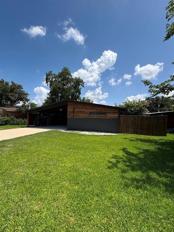 Property photo for 3609 Seguin Drive, Dallas, TX