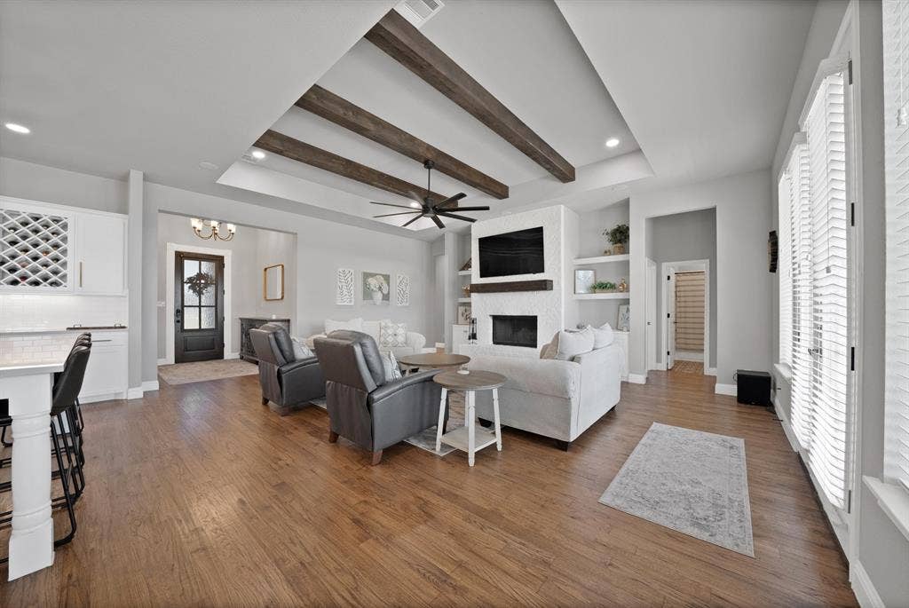 244 Harvard Lane, Springtown, TX 76082 244 Harvard Lane, Springtown, TX 76082