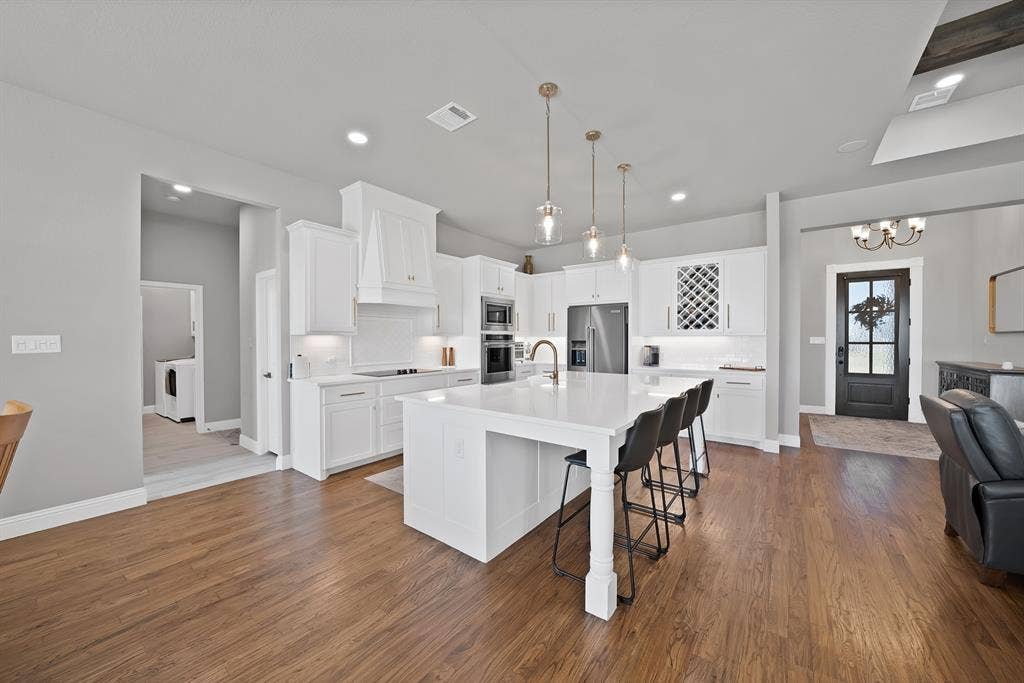 244 Harvard Lane, Springtown, TX 76082 244 Harvard Lane, Springtown, TX 76082