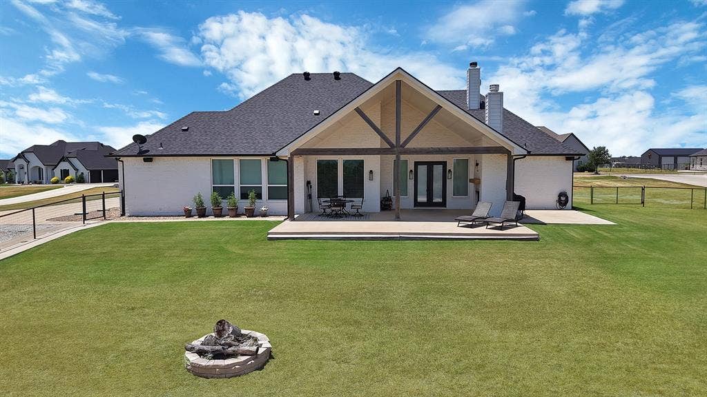 244 Harvard Lane, Springtown, TX 76082 244 Harvard Lane, Springtown, TX 76082