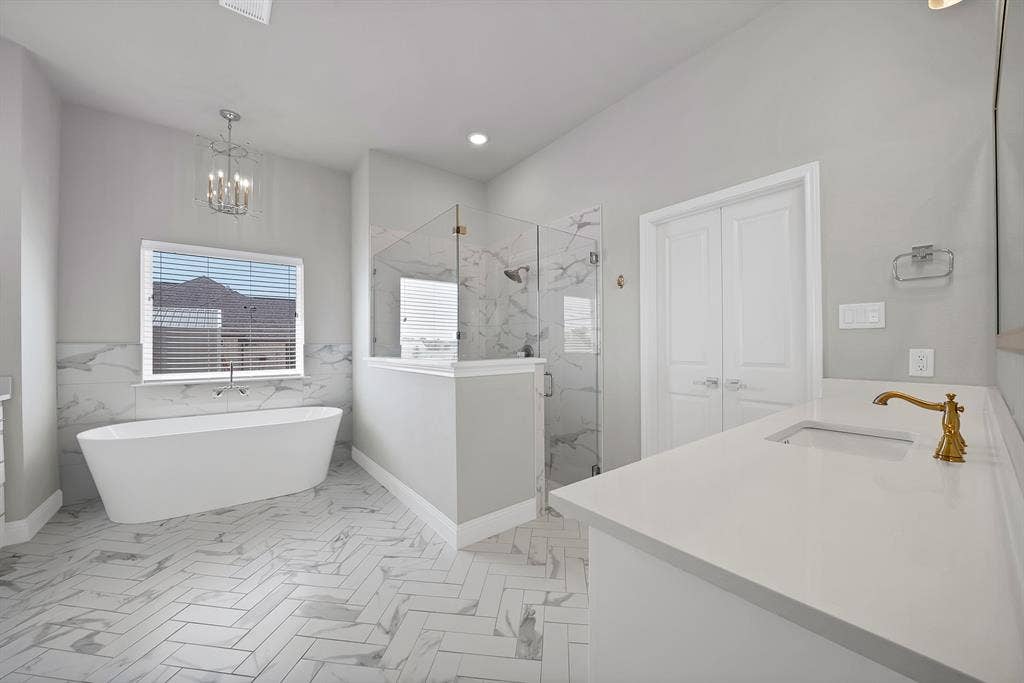 244 Harvard Lane, Springtown, TX 76082 244 Harvard Lane, Springtown, TX 76082