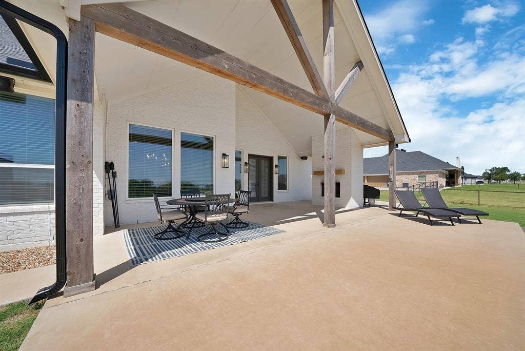 244 Harvard Lane, Springtown, TX 76082 244 Harvard Lane, Springtown, TX 76082