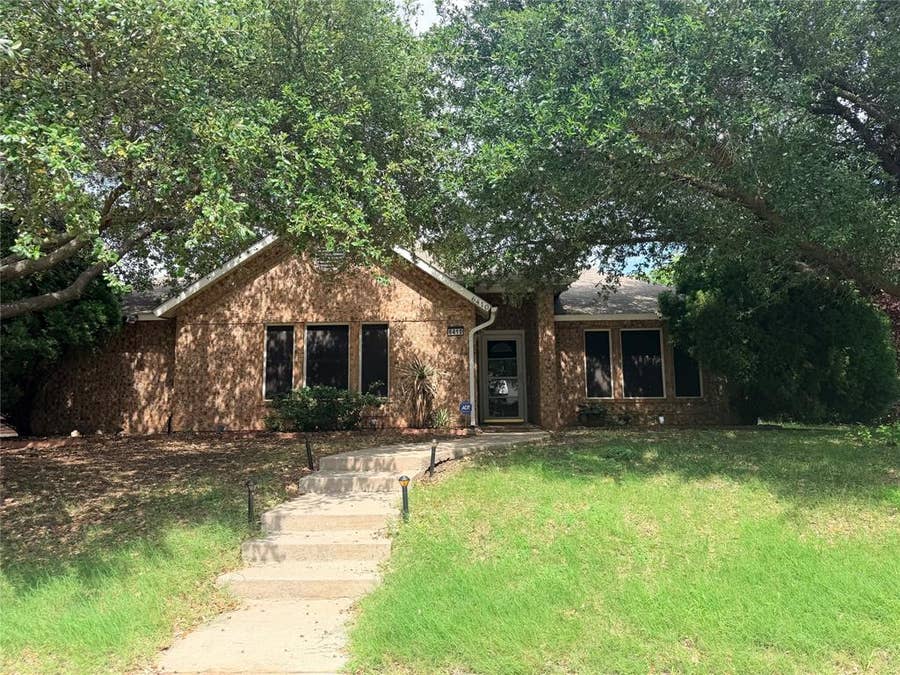 Property photo for 6410 Liberty Court, Frisco, TX