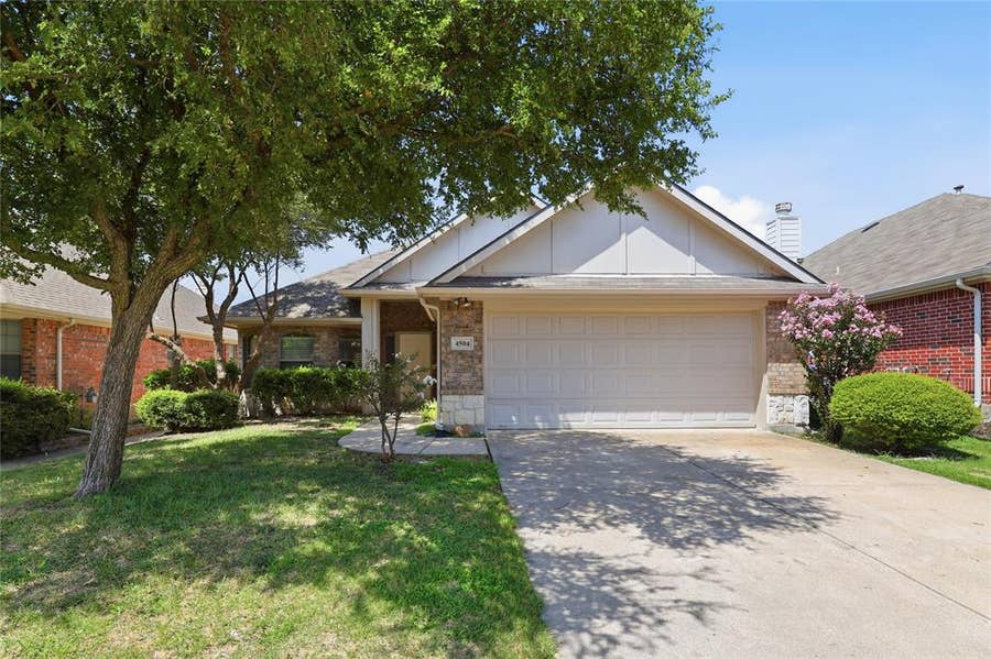 Property photo for 4504 Leeds Drive, McKinney, TX