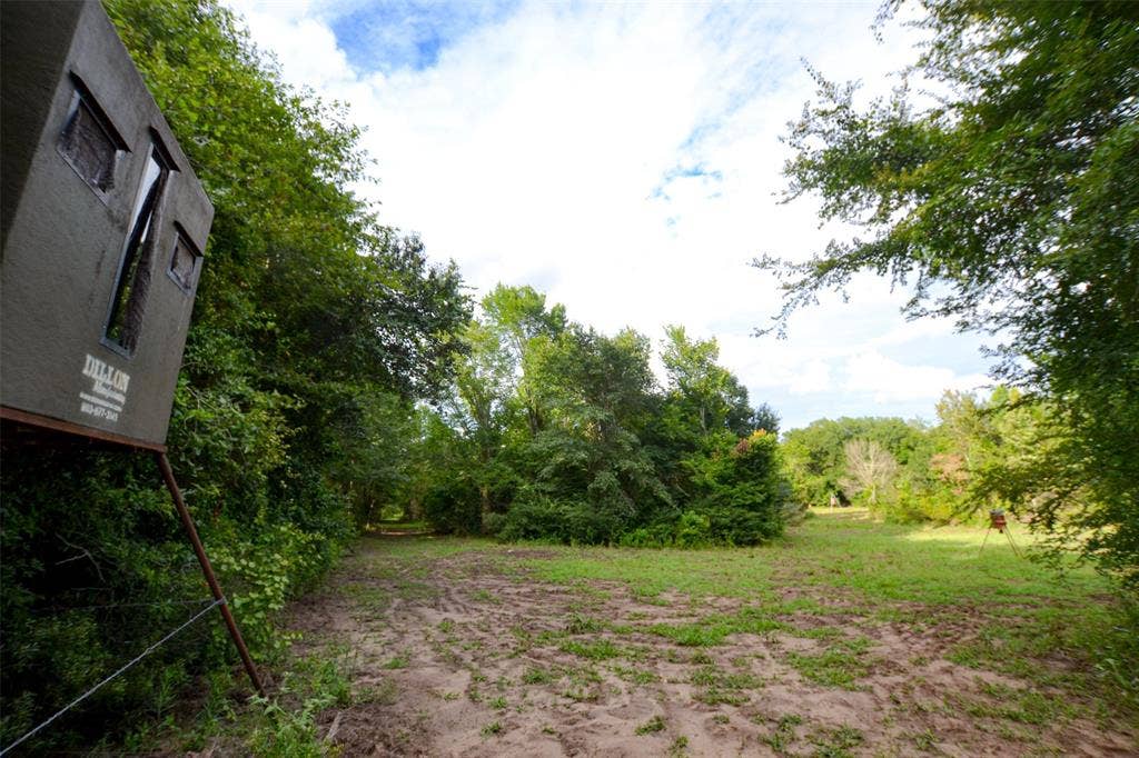 8690 County Road 1119, Athens, TX 75751 8690 County Road 1119, Athens, TX 75751