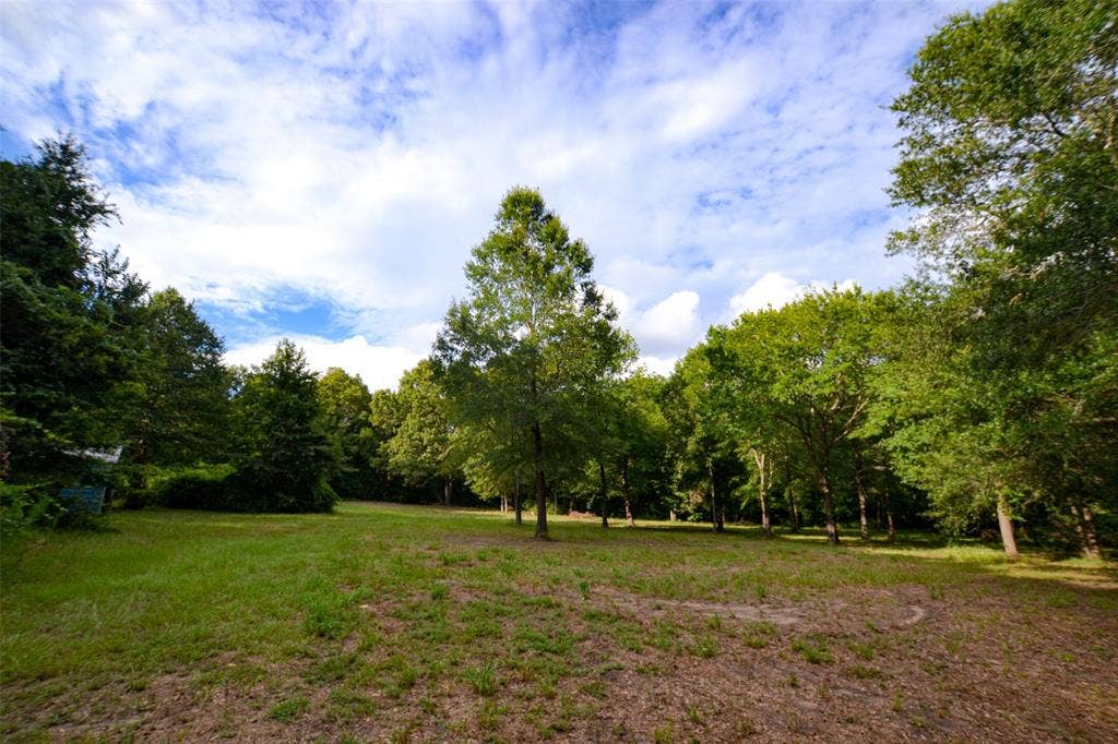 8690 County Road 1119, Athens, TX 75751 8690 County Road 1119, Athens, TX 75751