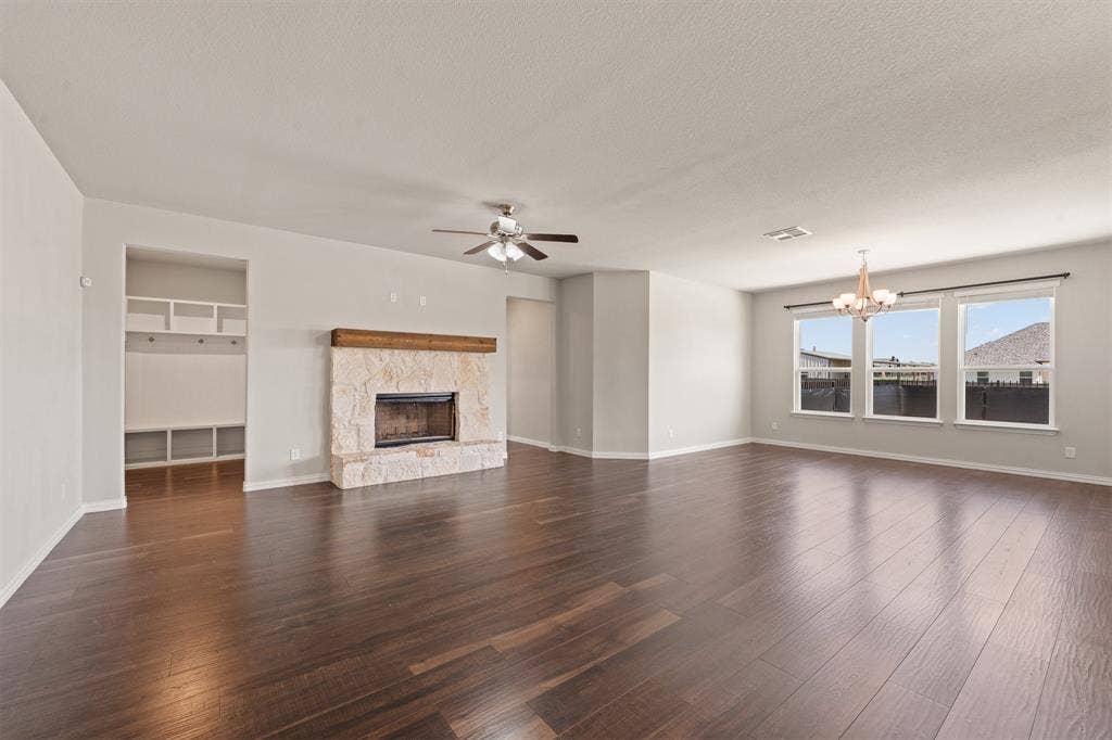 6304 Rustic Edge Street, Godley, TX 76044 6304 Rustic Edge Street, Godley, TX 76044