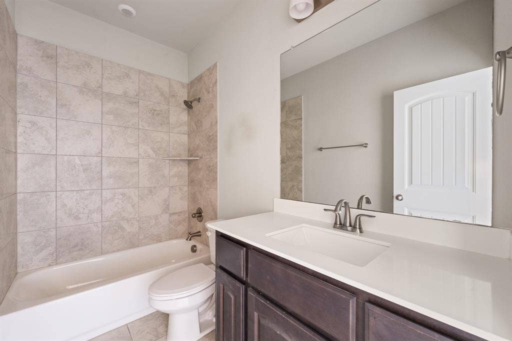6304 Rustic Edge Street, Godley, TX 76044 6304 Rustic Edge Street, Godley, TX 76044