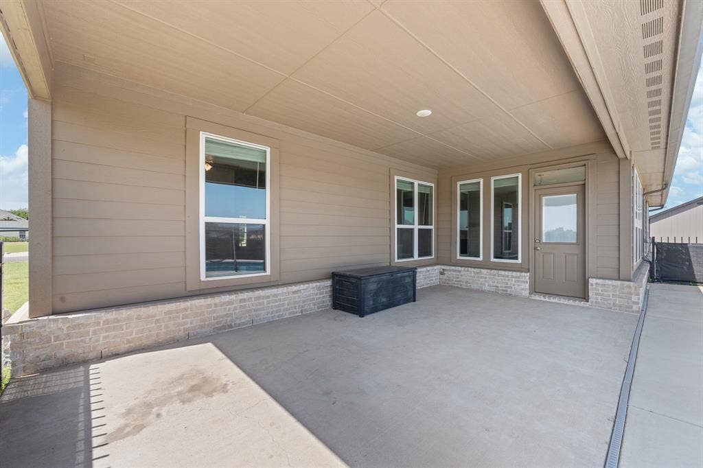6304 Rustic Edge Street, Godley, TX 76044 6304 Rustic Edge Street, Godley, TX 76044
