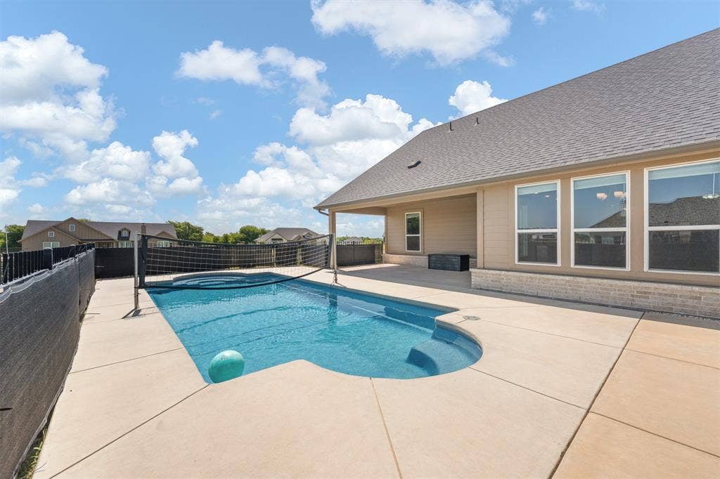 6304 Rustic Edge Street, Godley, TX 76044 6304 Rustic Edge Street, Godley, TX 76044