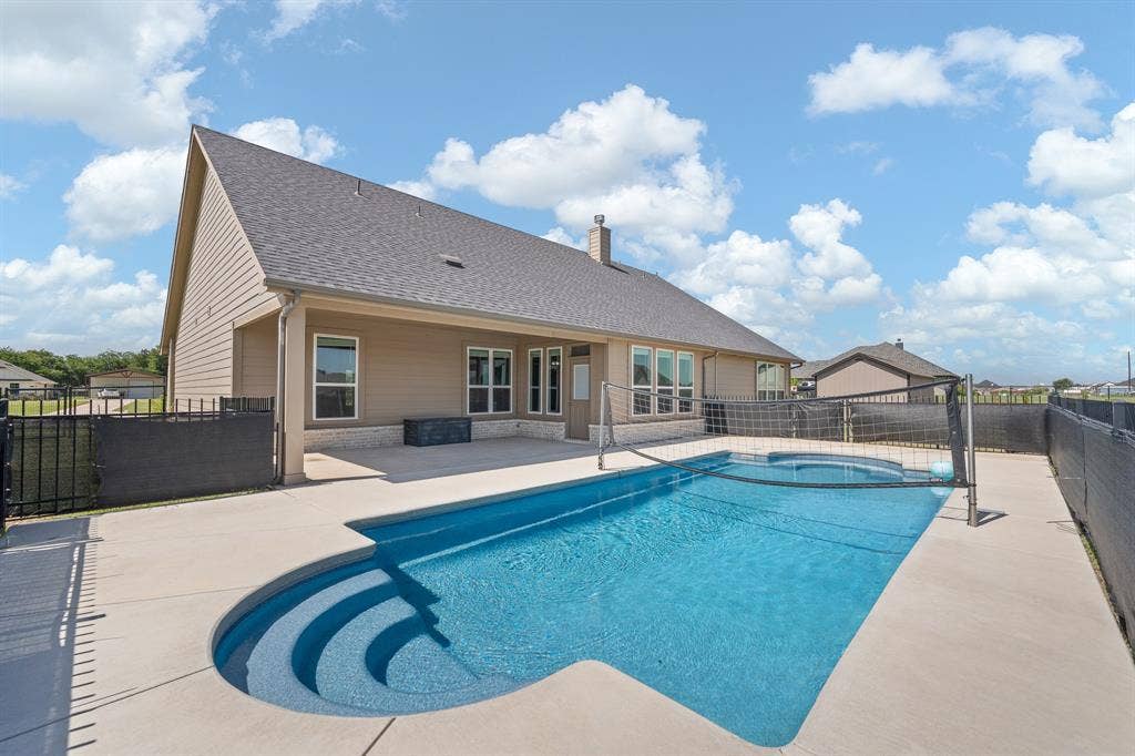 6304 Rustic Edge Street, Godley, TX 76044 6304 Rustic Edge Street, Godley, TX 76044