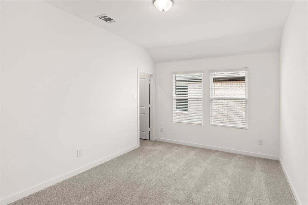 23. 3312 Red Hill - Bed 4