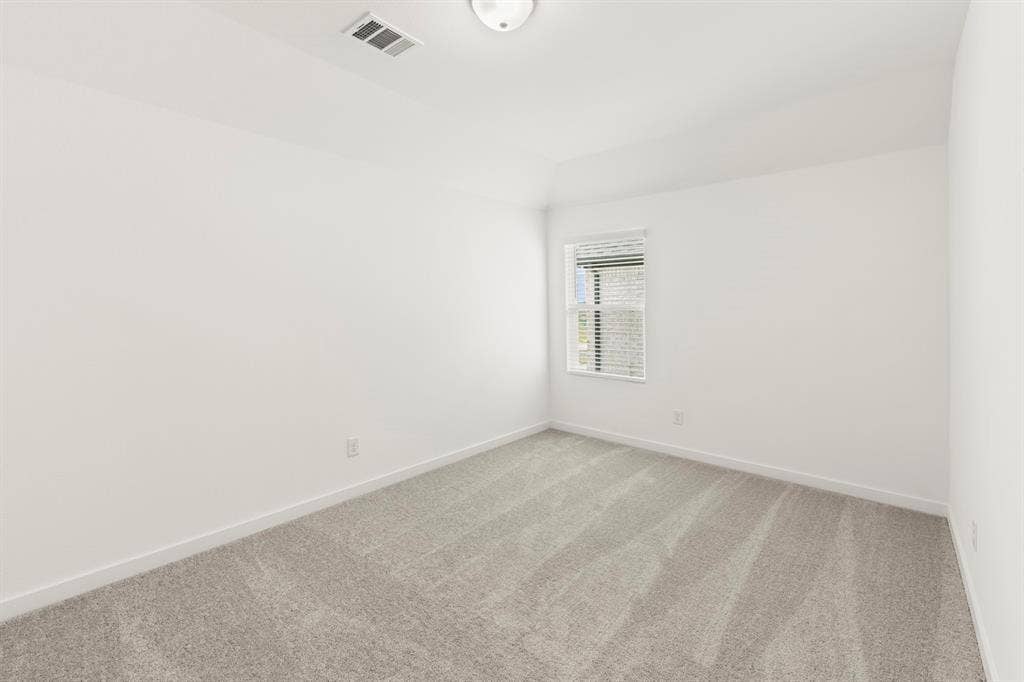 21. 3312 Red Hill - Bed 3