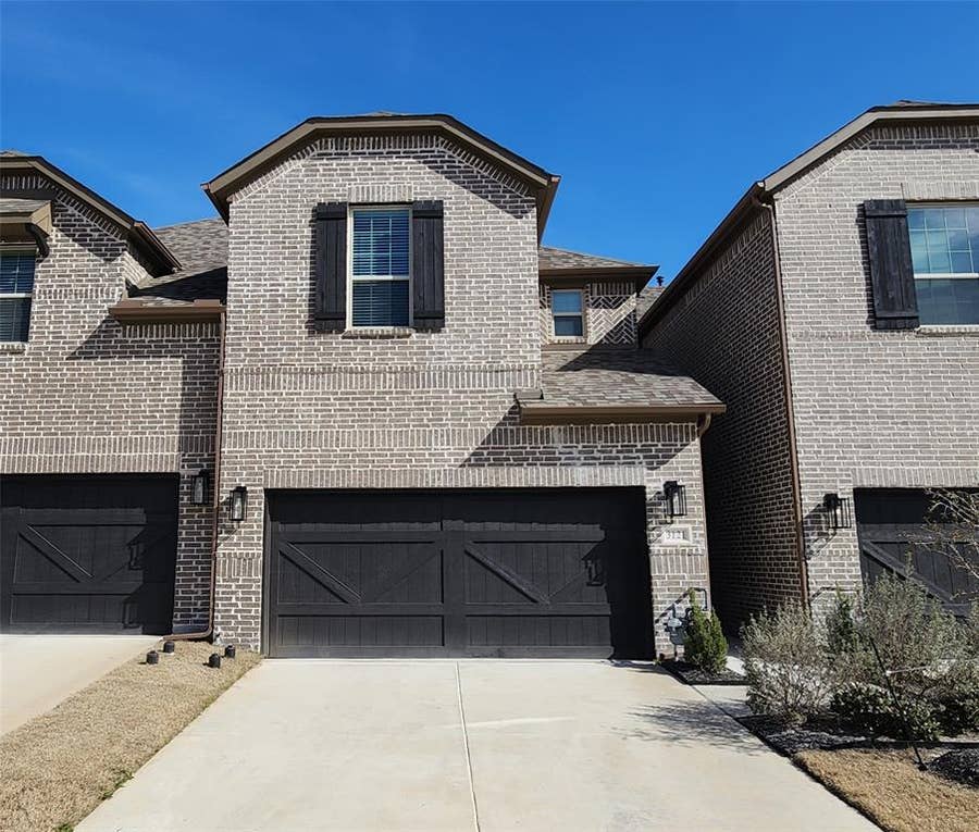 Property photo for 3121 Galveston Street, Plano, TX