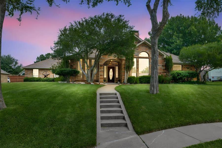 Property photo for 3411 Cedar Hill Court, Sachse, TX