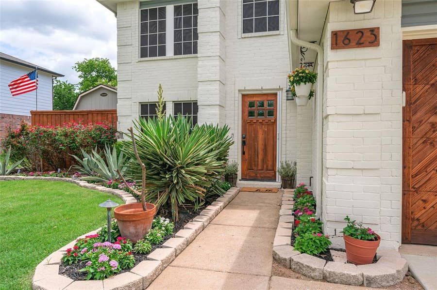 Property photo for 1623 Spinnaker Way, Wylie, TX