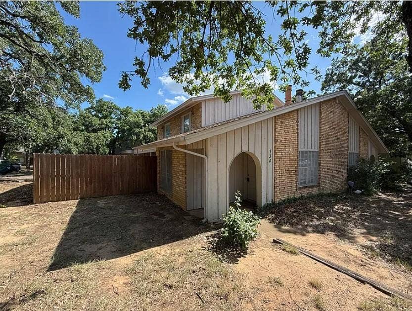 Property photo for 730 Londonderry Lane, #734, Denton, TX