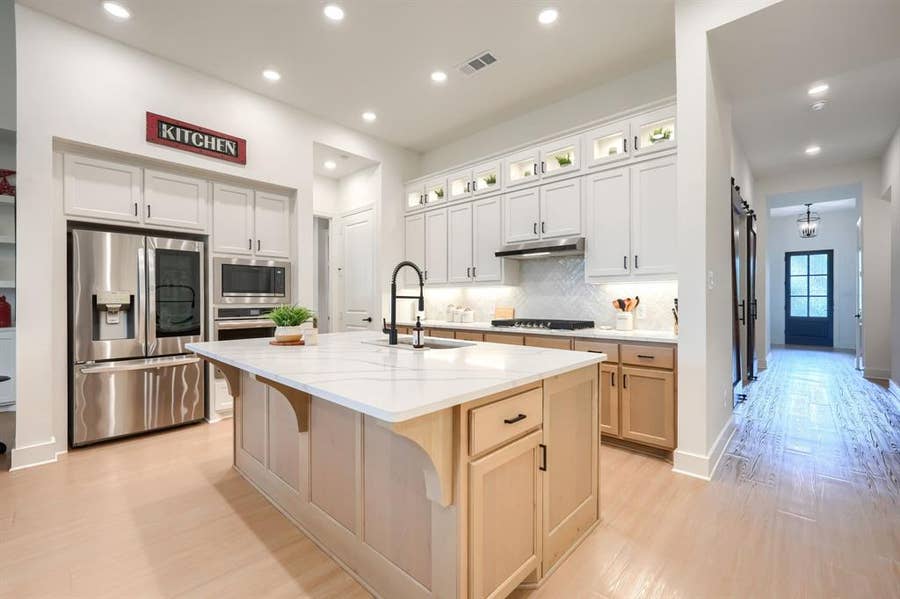 Property photo for 1930 Benedetto Way, McLendon Chisholm, TX