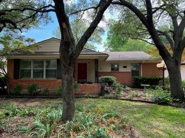 Property photo for 7215 Clemson Drive, Dallas, TX