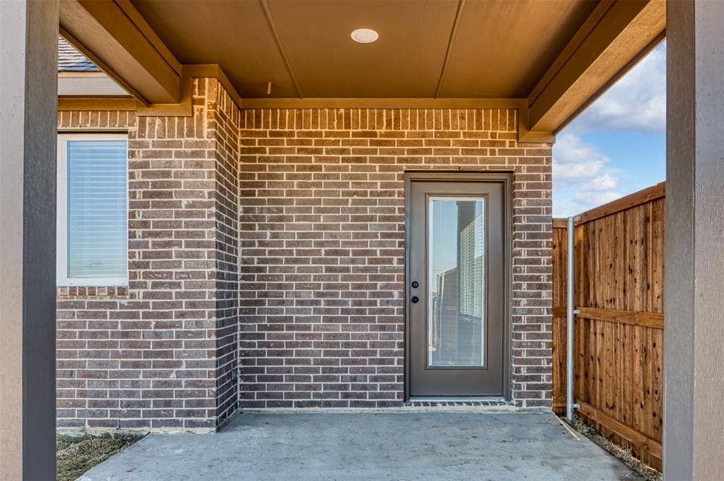 4062 LeCroy Court, Midlothian, TX 76065 4062 LeCroy Court, Midlothian, TX 76065