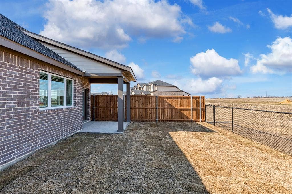 4062 LeCroy Court, Midlothian, TX 76065 4062 LeCroy Court, Midlothian, TX 76065