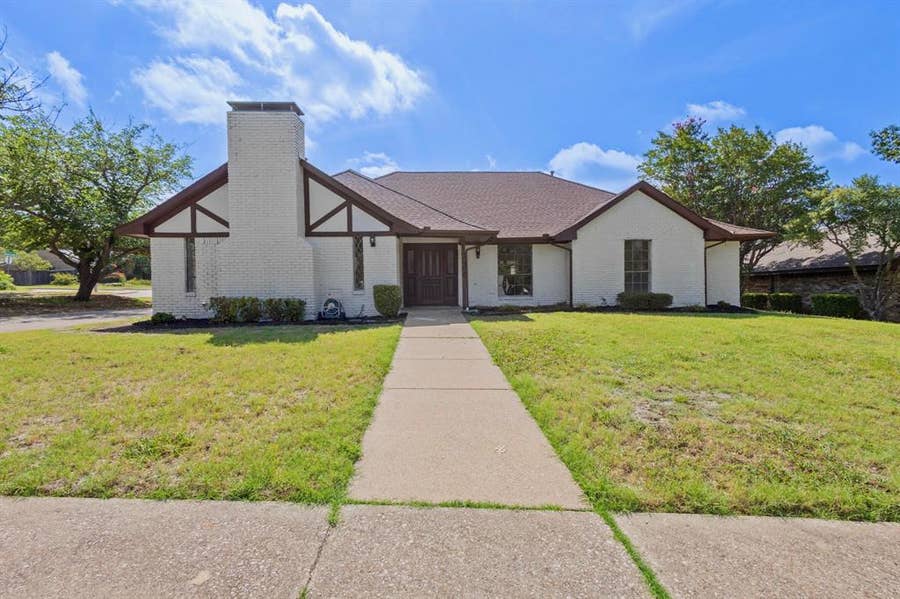 Property photo for 1724 Cordoba Court, Plano, TX