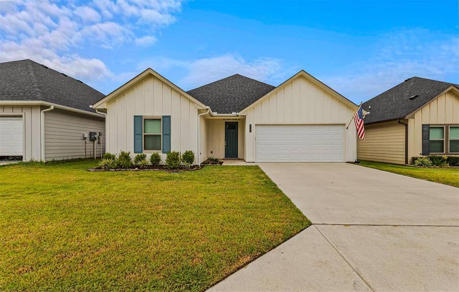 Property photo for 350 Preston Road, Mabank, TX