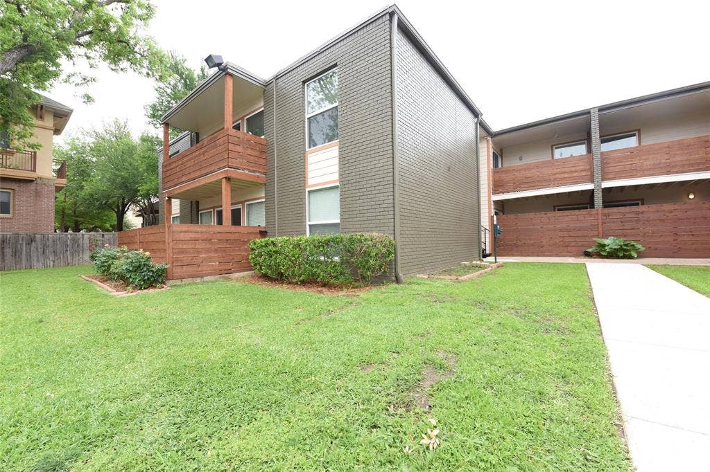 2833 Kings Road, #210, Dallas, TX 75219 2833 Kings Road, #210, Dallas, TX 75219