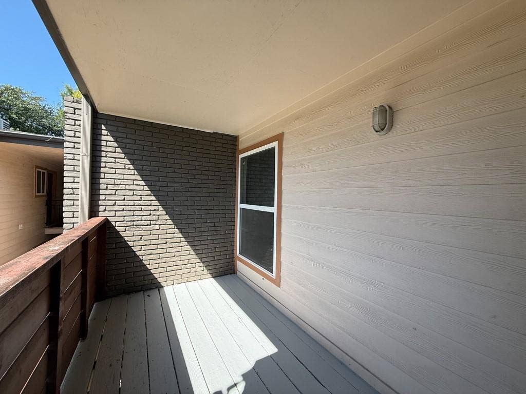 2833 Kings Road, #210, Dallas, TX 75219 2833 Kings Road, #210, Dallas, TX 75219
