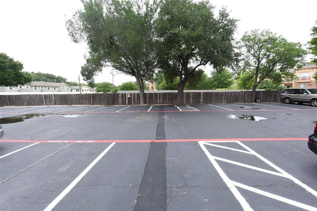 2833 Kings Road, #210, Dallas, TX 75219 2833 Kings Road, #210, Dallas, TX 75219