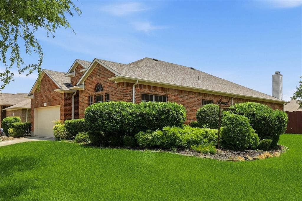 4521 Shagbark Drive, Denton, TX 76226