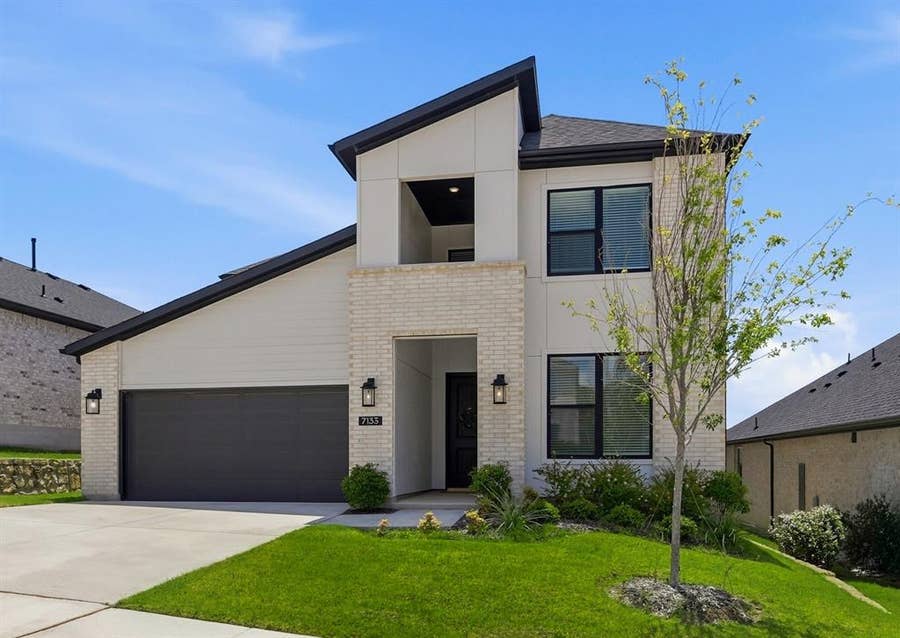Property photo for 7133 Talon Bluff Drive, Fort Worth, TX